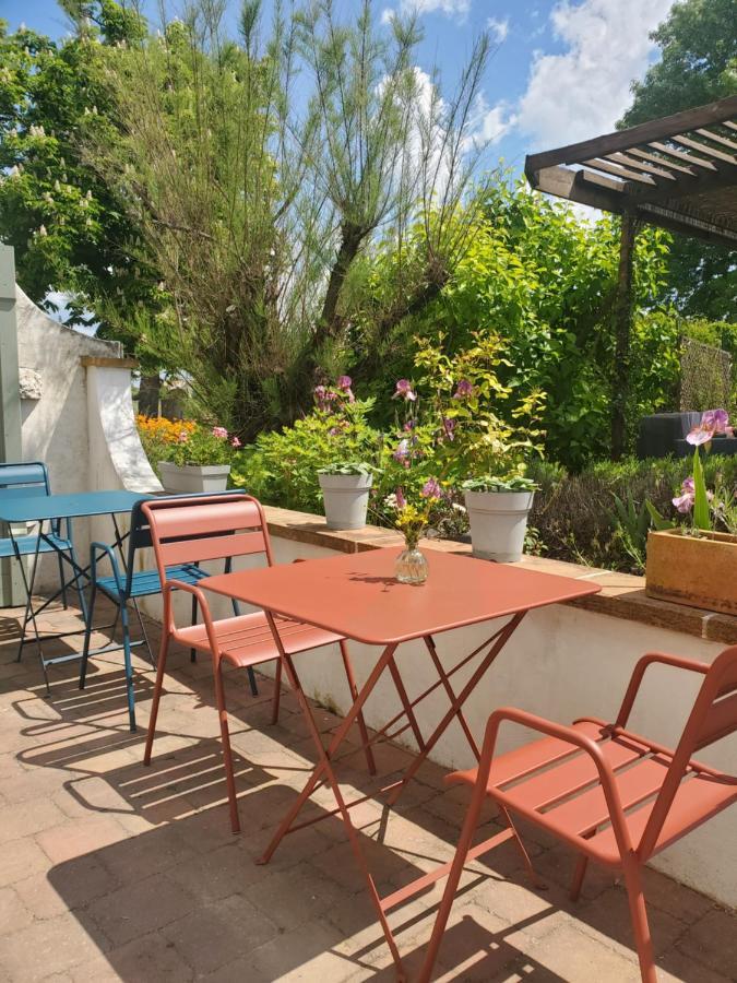 Hotel Au Mas De Janita Cahuzac-sur-Vère Exteriér fotografie